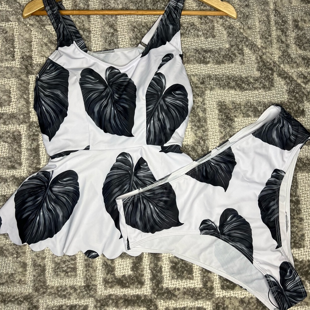 Shein Plus Plant Print Pep Hem High Waisted Bikini Swimsuit